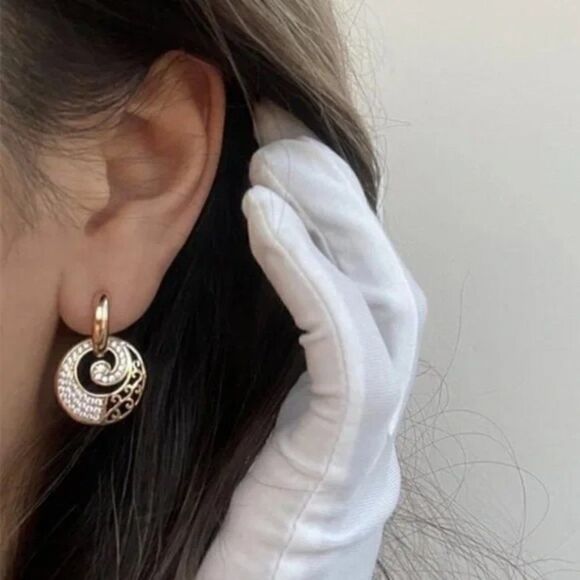 ⭐️ NEW Unique Micro Pave Round Drop Earrings - Picture 2 of 10